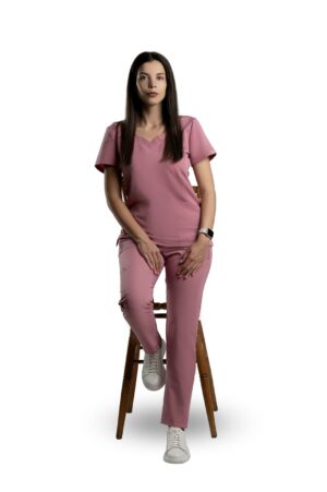 MID MED медицинско облекло Медицинско работно облекло медицинско облекло MID MED еластично медицинско облекло медицински екипи медицински екип болнично облекло произведено в България медицинско облекло по поръчка Дамско медицинско облекло Мъжко медицинско облекло дизайнерско медицинско облекло медицинското облекло